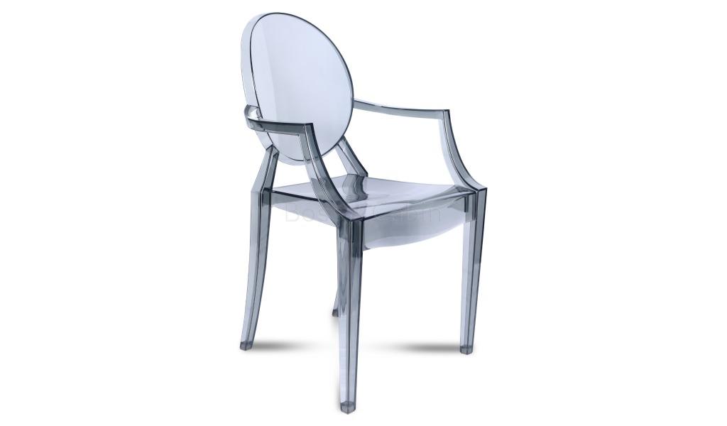 ‘Ghost’ Cafeteria Chair In Transparent Acrylic