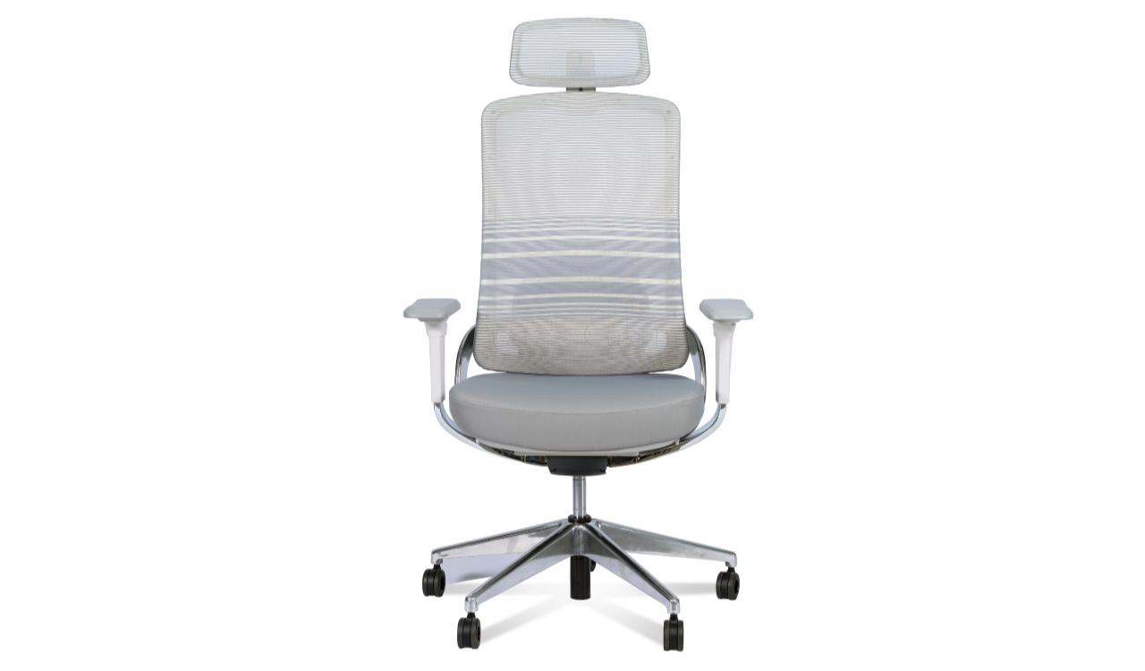 ‘Hip’ Executive Chair With Cutting Edge Ergonomics