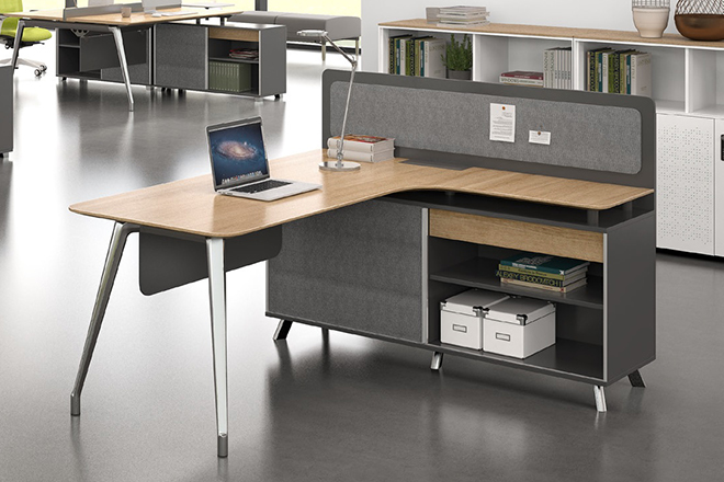 Small Office Tables (4-6 Feet Width)